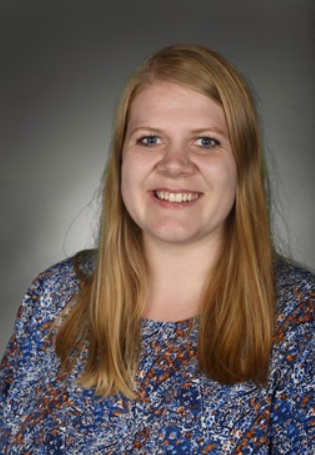 Porträttbild på läraren Fanny Hjortsfeldt